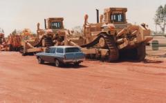 HQ & Dozer 004.jpg