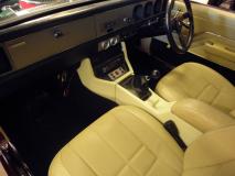 Interior 2.jpg